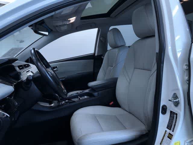 Thumbnail: 2015 Toyota Avalon - 14