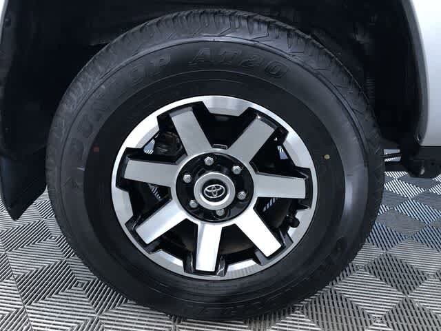 Thumbnail: 2024 Toyota 4Runner - 19