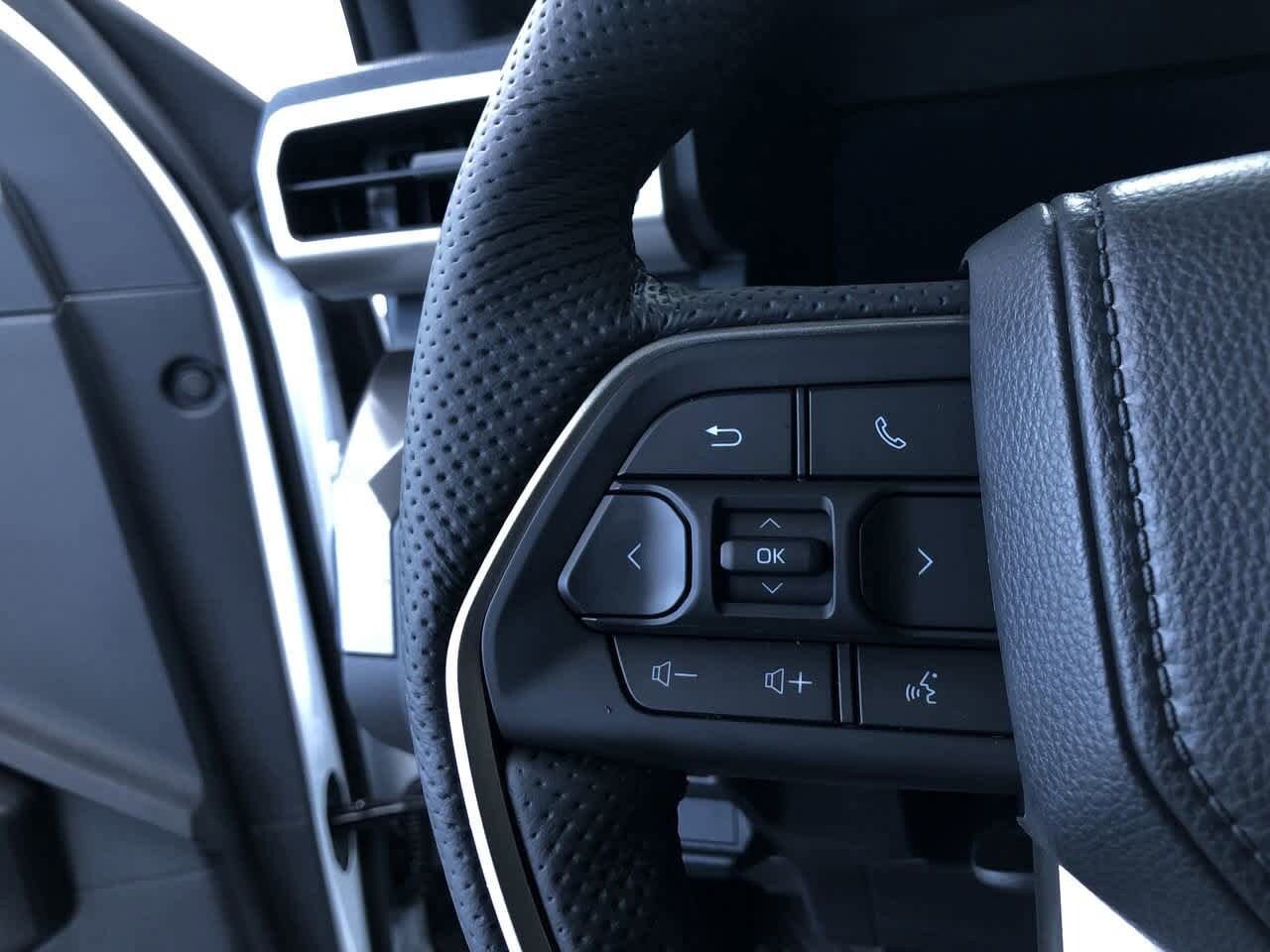 2025 Toyota Tacoma TRD Off-Road 19