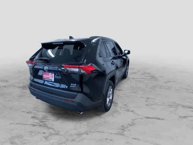 Thumbnail: 2025 Toyota RAV4 - 10