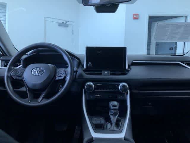 Thumbnail: 2024 Toyota RAV4 - 18