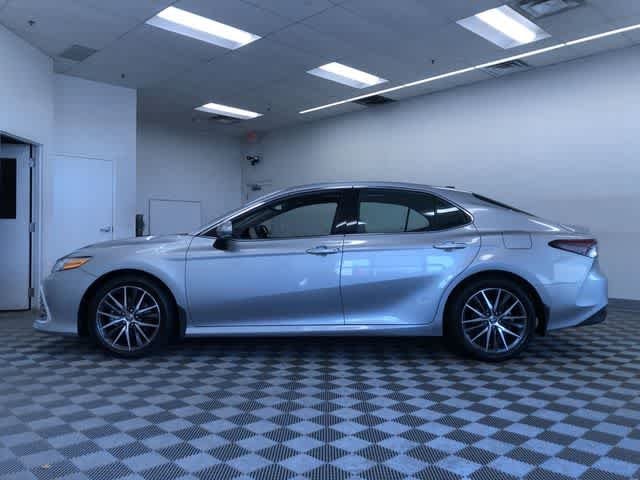 Thumbnail: 2023 Toyota Camry - 11