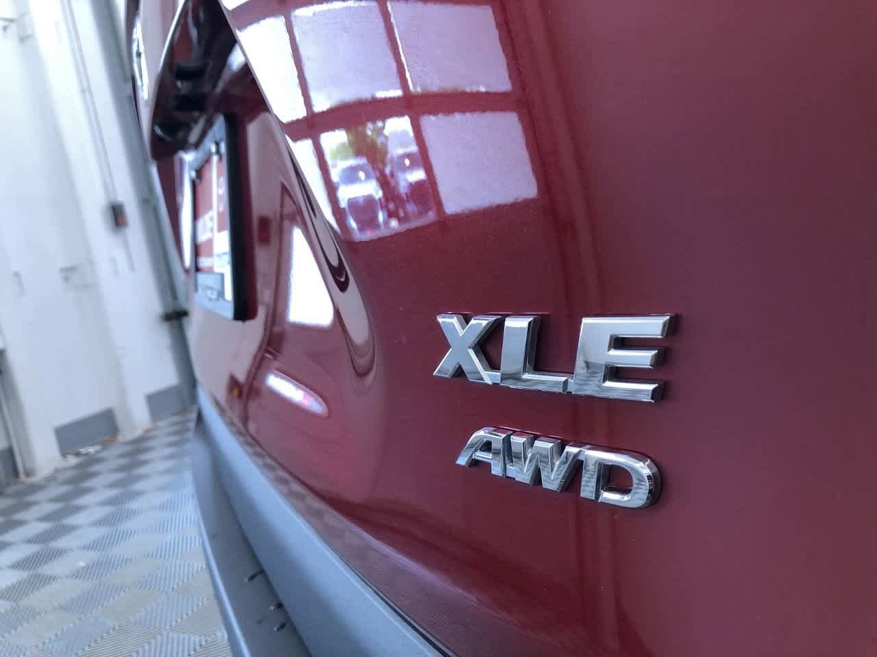 2022 Toyota RAV4 XLE 15
