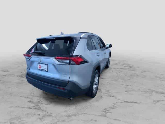 Thumbnail: 2024 Toyota RAV4 - 9