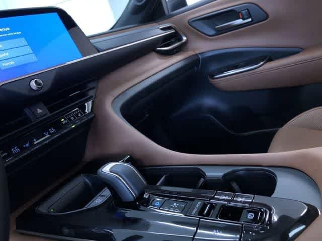 Thumbnail: 2026 Toyota Crown Signia - 28