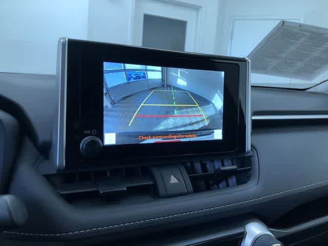 Thumbnail: 2025 Toyota RAV4 - 27