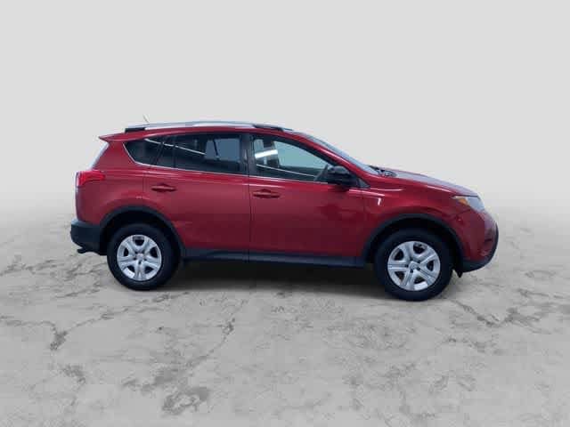 Thumbnail: 2015 Toyota RAV4 - 2