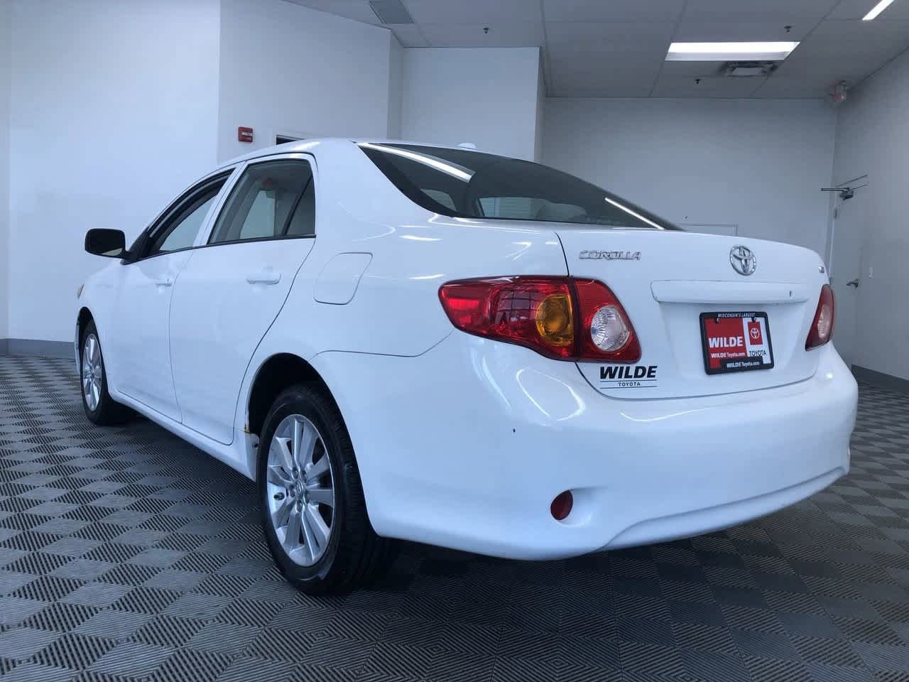 Thumbnail: 2009 Toyota Corolla - 12