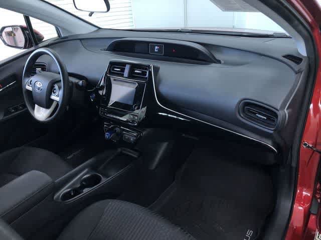 Thumbnail: 2017 Toyota Prius - 15