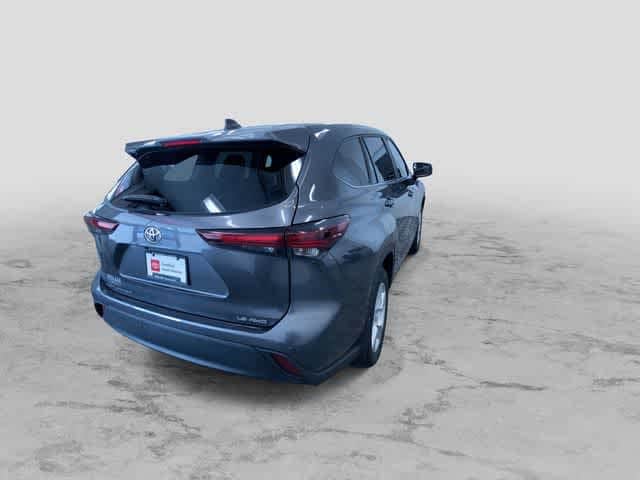 Thumbnail: 2024 Toyota Highlander - 10