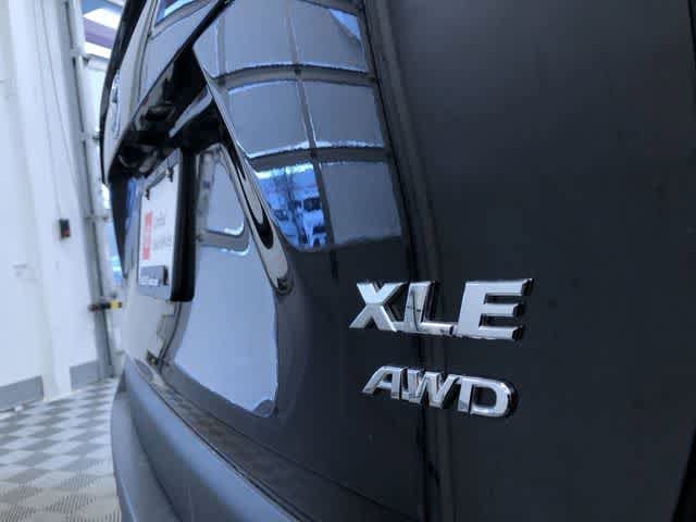 Thumbnail: 2025 Toyota RAV4 - 15