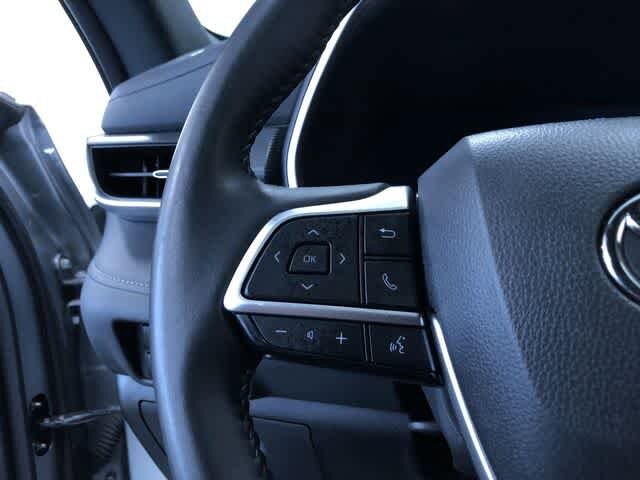 Thumbnail: 2025 Toyota Highlander - 25