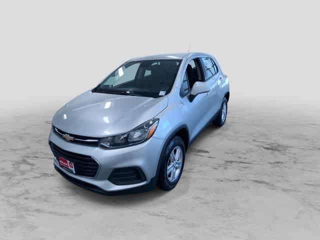 Thumbnail: 2017 Chevrolet Trax - 6