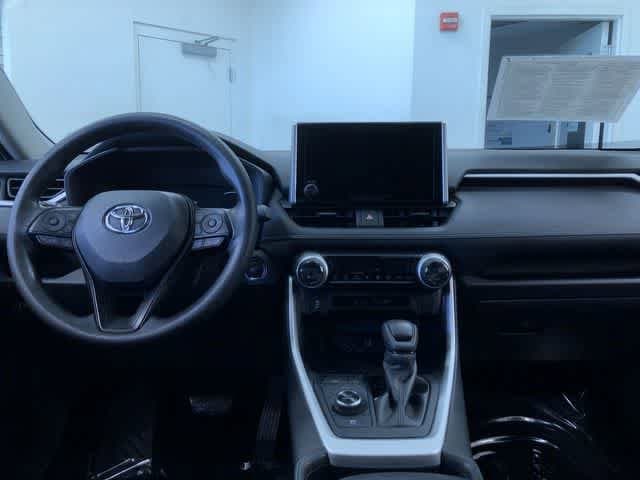 Thumbnail: 2025 Toyota RAV4 - 17