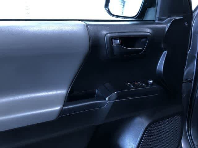 Thumbnail: 2017 Toyota Tacoma - 25