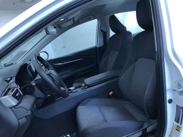 Thumbnail: 2025 Toyota Camry - 19