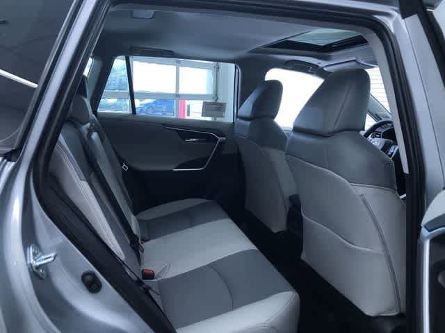 Thumbnail: 2025 Toyota RAV4 - 10