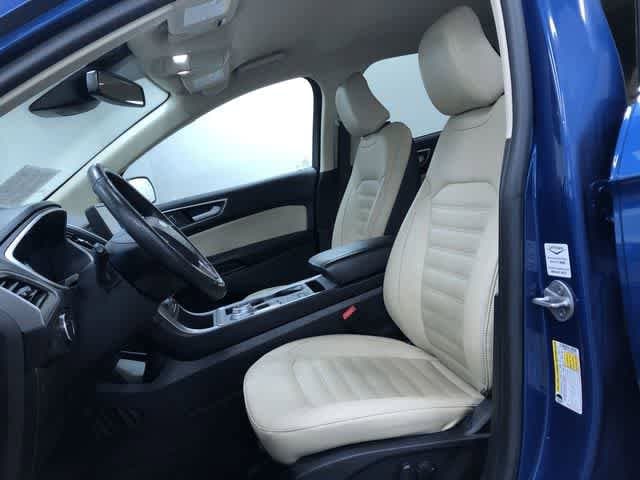 Thumbnail: 2021 Ford Edge - 19