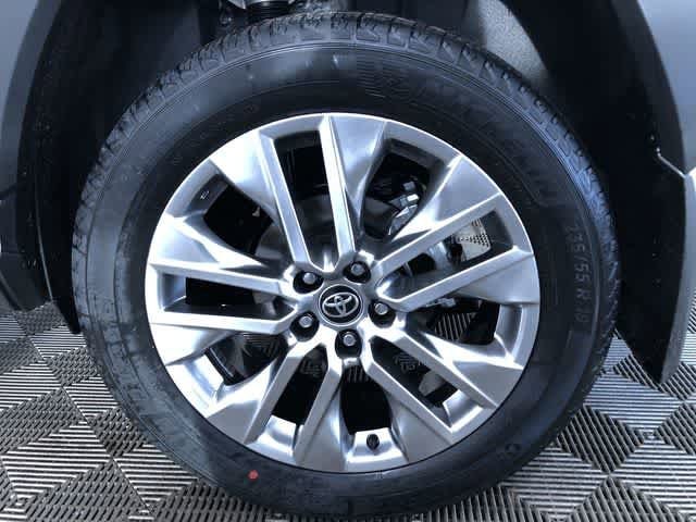 Thumbnail: 2025 Toyota RAV4 - 8