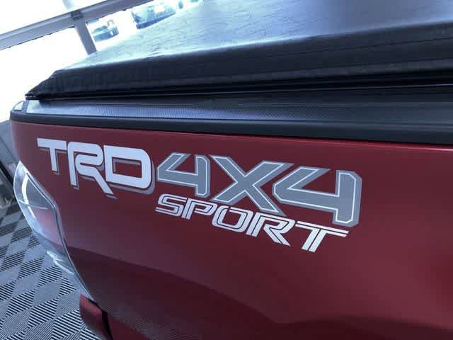 Thumbnail: 2022 Toyota Tacoma - 9