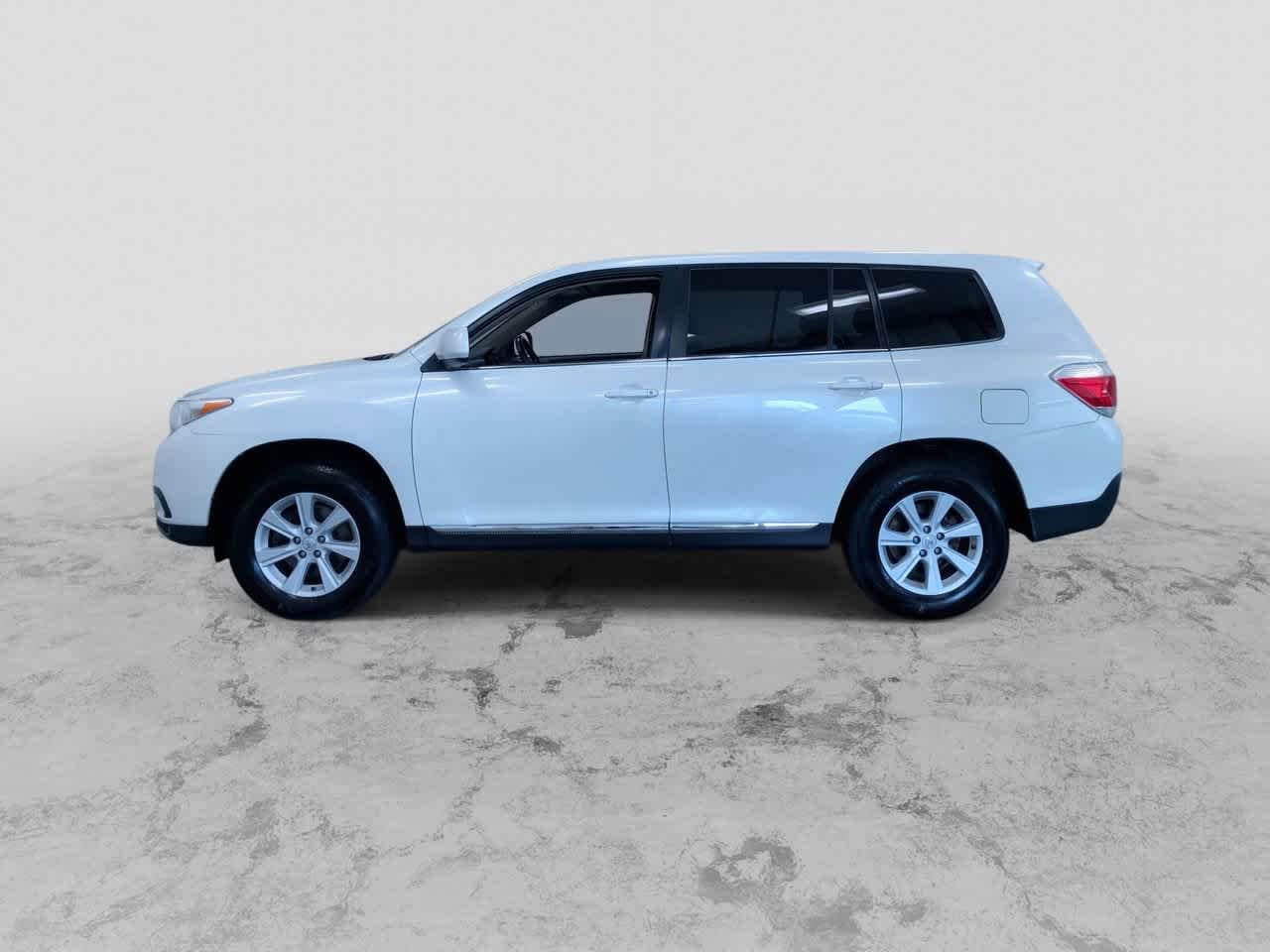 Thumbnail: 2013 Toyota Highlander - 6