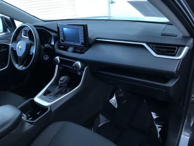 Thumbnail: 2022 Toyota RAV4 - 23