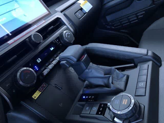 Thumbnail: 2026 Toyota 4Runner - 28