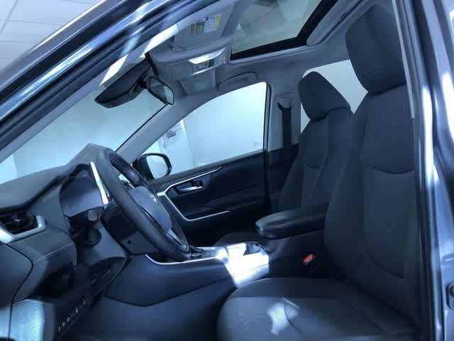 Thumbnail: 2024 Toyota RAV4 - 18