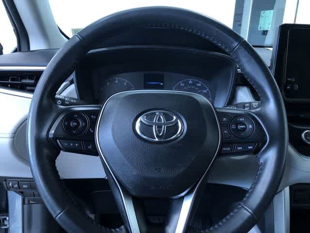 Thumbnail: 2023 Toyota Corolla Cross - 23