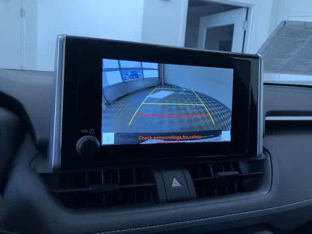 Thumbnail: 2024 Toyota RAV4 - 27