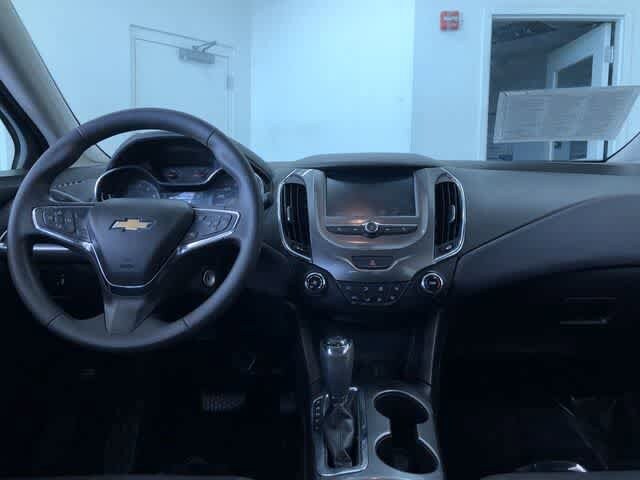 Thumbnail: 2017 Chevrolet Cruze - 18