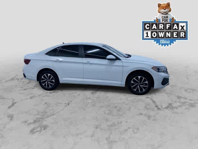 Thumbnail: 2022 Volkswagen Jetta - 2