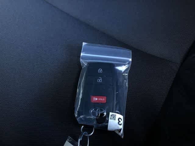 Thumbnail: 2025 Toyota Tacoma - 25