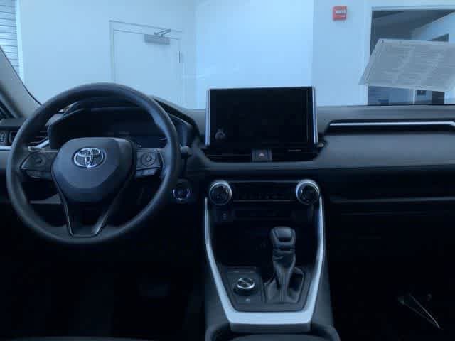 Thumbnail: 2025 Toyota RAV4 - 17