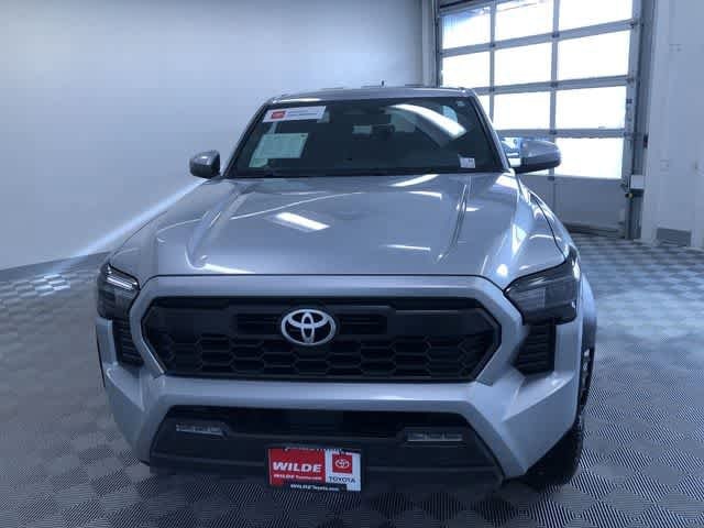 Thumbnail: 2025 Toyota Tacoma - 9