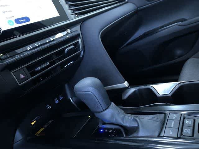 Thumbnail: 2025 Toyota Camry - 31