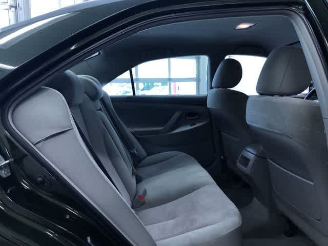 Thumbnail: 2011 Toyota Camry - 24