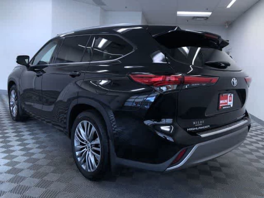 Used 2020 Toyota Highlander Platinum Sport Utility