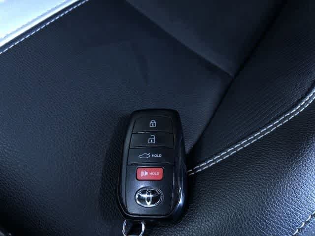 Thumbnail: 2025 Toyota Camry - 32