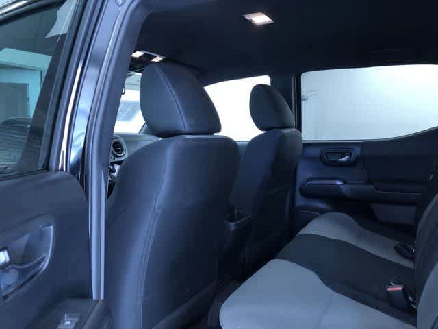 Thumbnail: 2021 Toyota Tacoma - 11