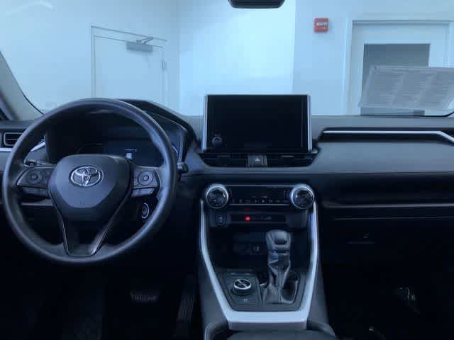 Thumbnail: 2025 Toyota RAV4 - 18