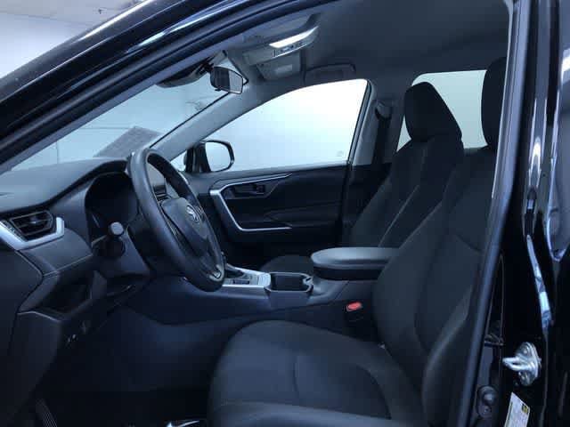 Thumbnail: 2025 Toyota RAV4 - 18