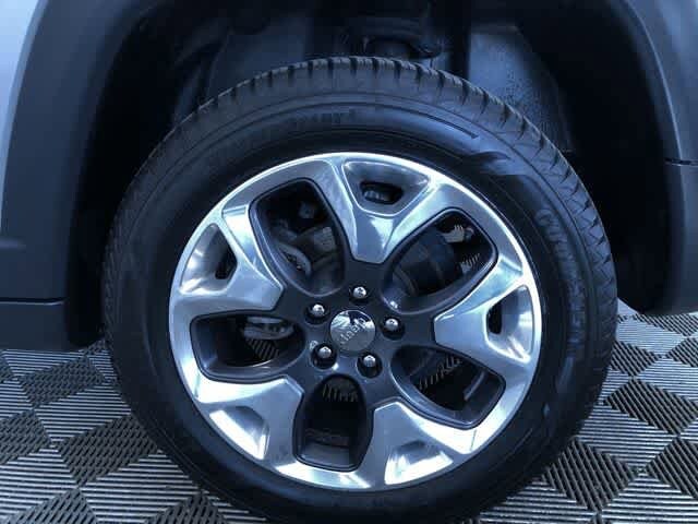 Thumbnail: 2017 Jeep Compass - 17