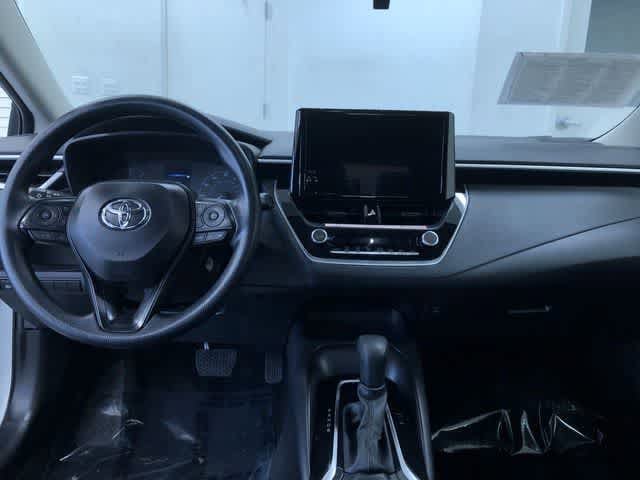 2025 Toyota Corolla LE - Photo 15