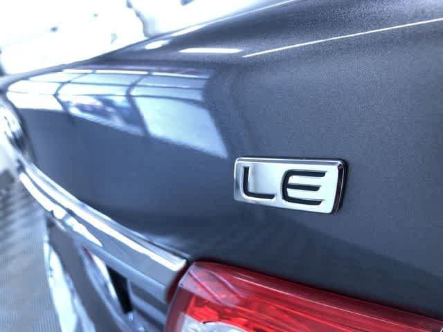 Thumbnail: 2013 Toyota Corolla - 16