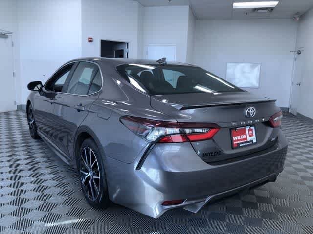 2024 Toyota Camry SE photo 4