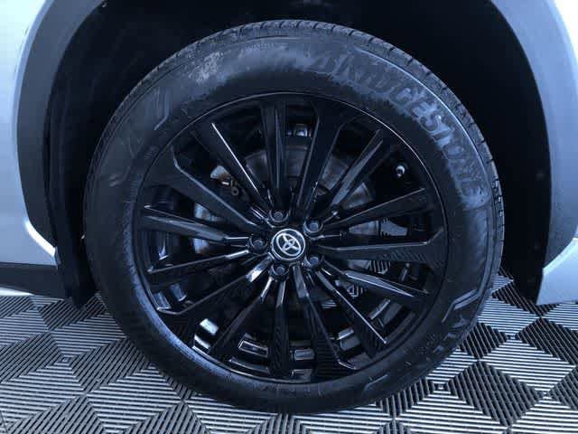 Thumbnail: 2025 Toyota Highlander - 19