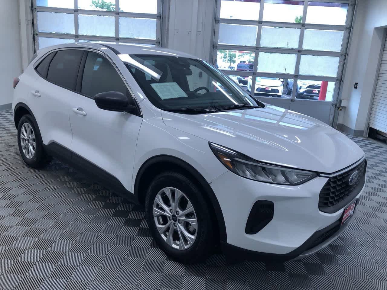 Thumbnail: 2024 Ford Escape - 37