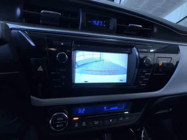 Thumbnail: 2015 Toyota Corolla - 28