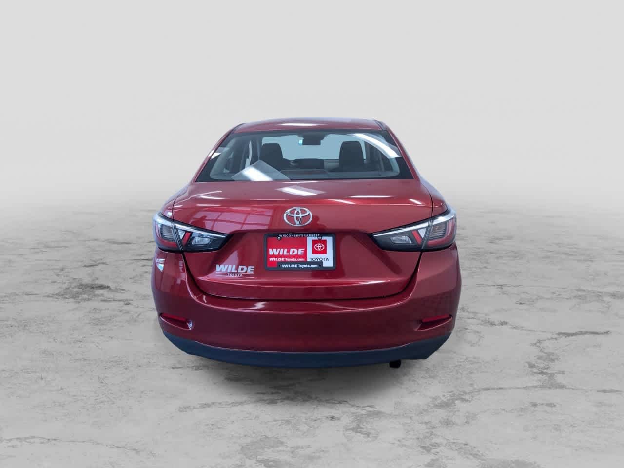 Thumbnail: 2017 Toyota Yaris iA - 8